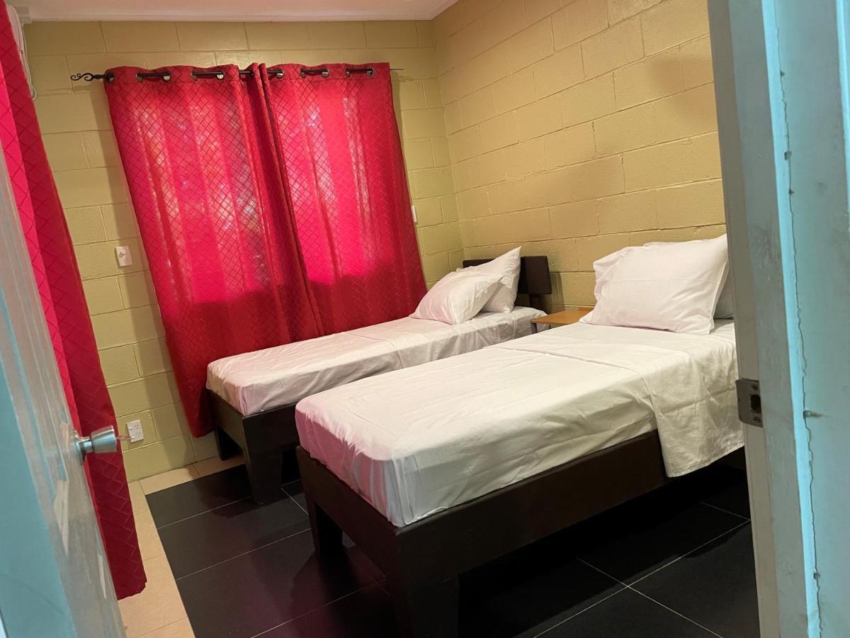 Keris Rental Houses Vaitele Экстерьер фото